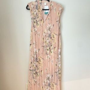 H&M NWT floral maxi dress